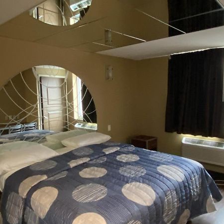 Hotel Jamaica Plaza นิวยอร์ก ภายนอก รูปภาพ